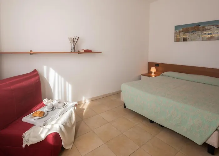 Le Fontane 3 People Premium